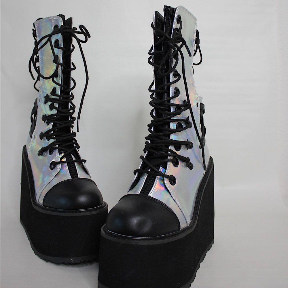 DEMONIA SWING-120 HOLOGRAPHIC LEATHER PLATFORM SIZE8 BOOTS